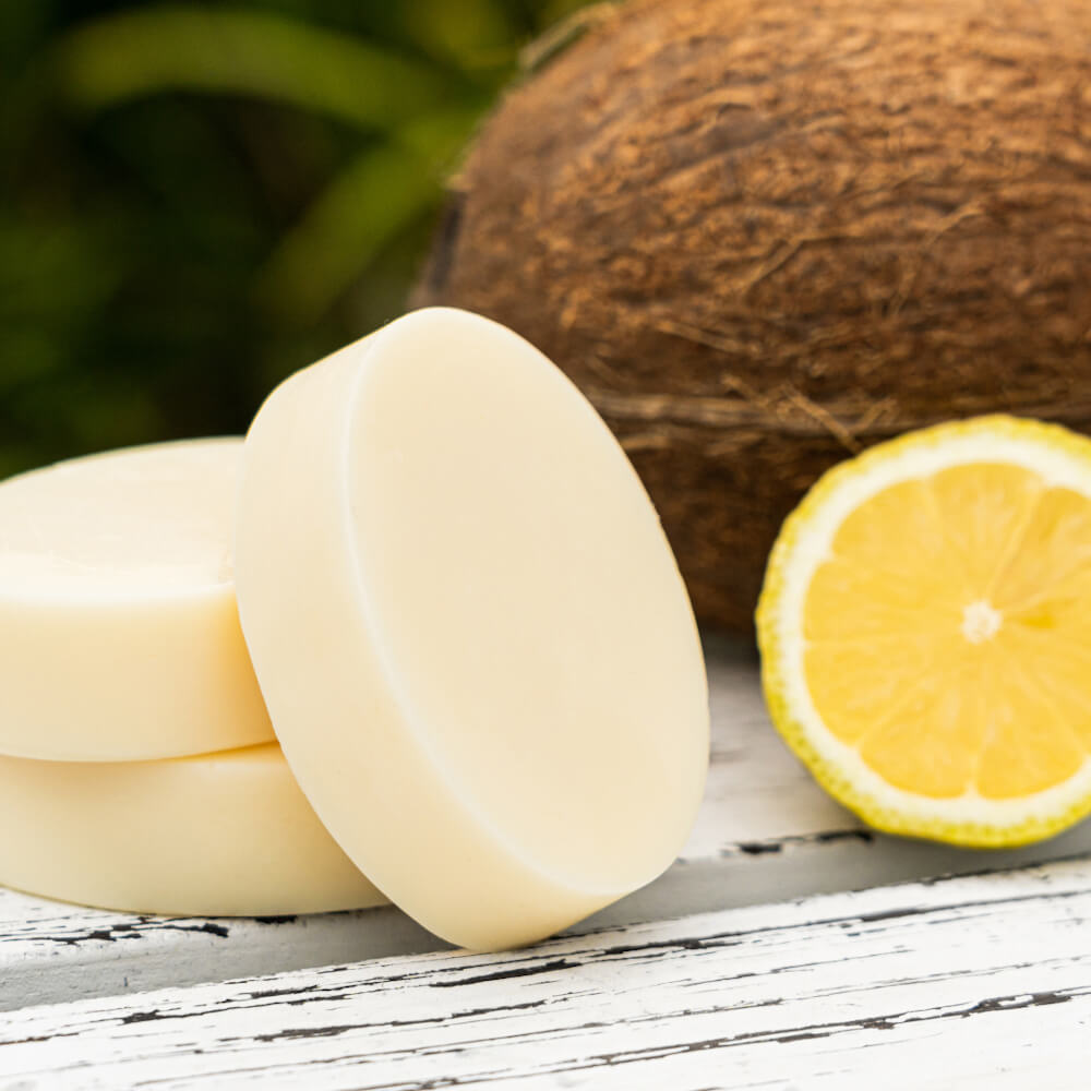 Feste Körperpflege mit Body Butter Kokos - Zitrone