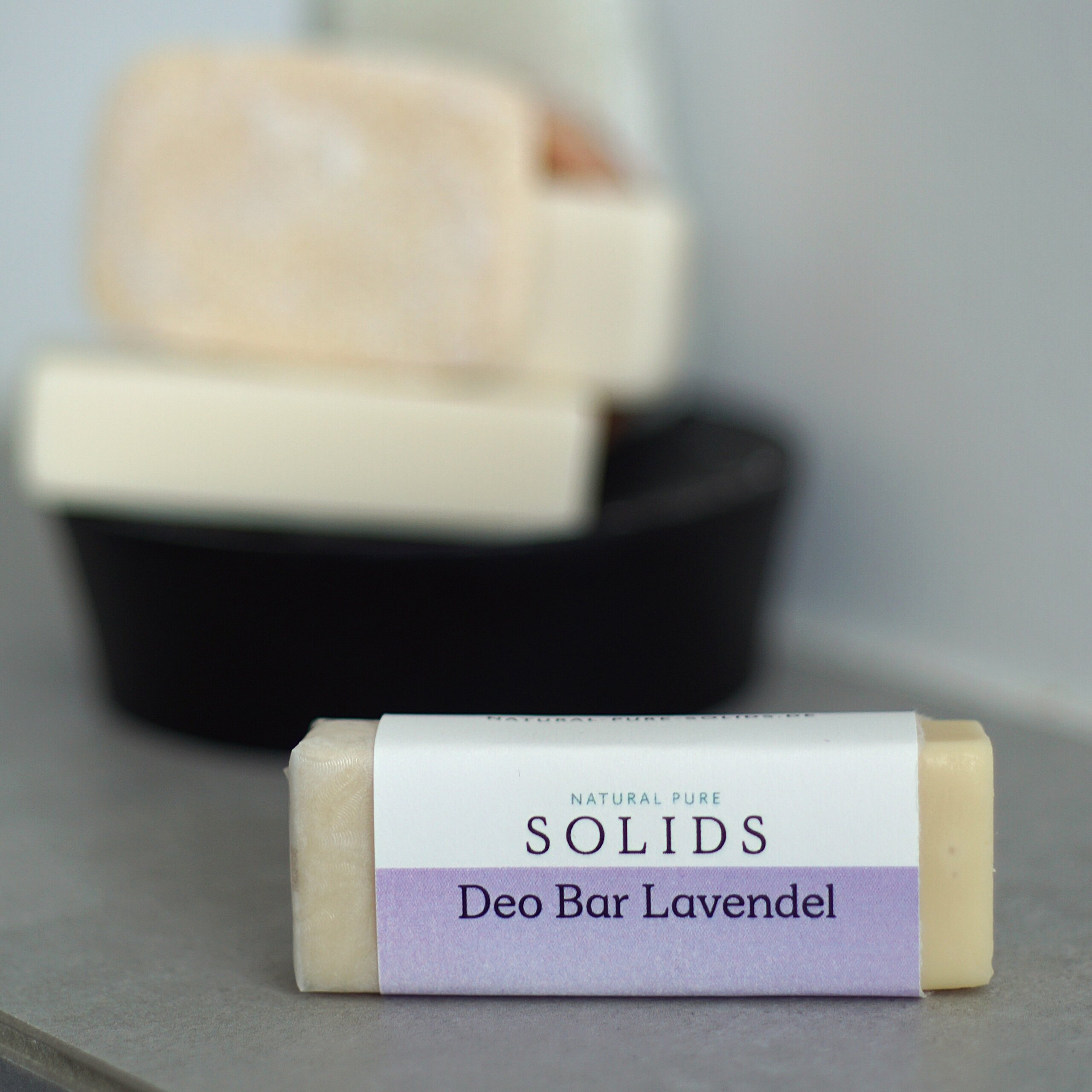 Deo Bar Lavendel, Natural Pure Solids Deo Bar als Stick mit Papierverpackung, Zero Waste Deo mit ätherischem Lavendel Öl, Naturkosmetik Deo, nachhaltiges natürliches festes Deo